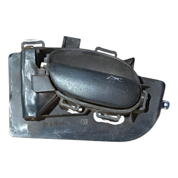 Maçaneta Interna Dianteira Esquerda Peugeot 206 2001 05 Dianteira