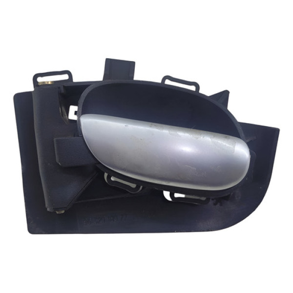 Maçaneta Interna Diant Esquerda Peugeot 207 2009 2014 Preto Dianteira