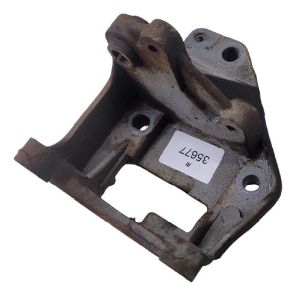 Suporte Bomba Hidraulica Logan Sandero Clio 2011 8200213616