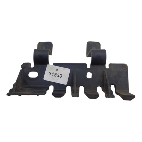 Guia Parachoque Tras Esquerdo Land Rover Discovery 4 2010